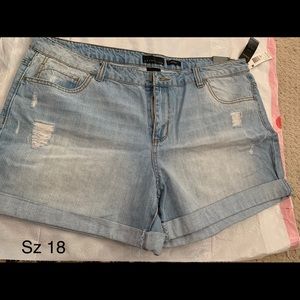 Distressed shorts